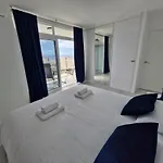 Premier View Americas 아파트