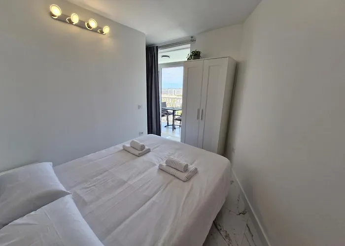 Premier View Americas アパート *